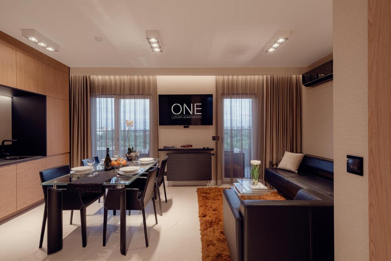 One Luxury Apartments Rzeszow Bagian luar foto