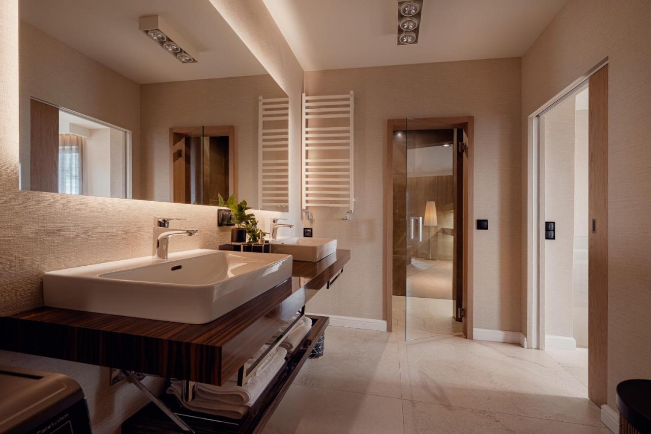 One Luxury Apartments Rzeszow Bagian luar foto